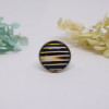 Bague ajustable en acier inoxydable avec des rayures