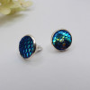 Puces d'oreilles écailles de sirène bleu holographique