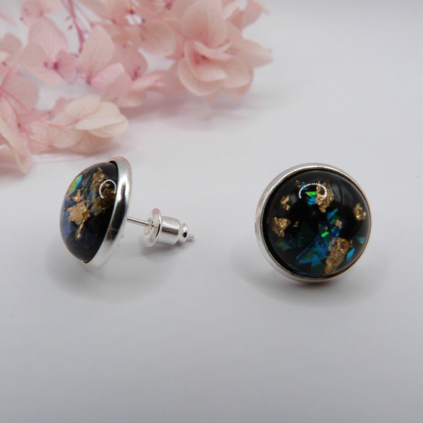 Puces d'oreilles noir avec des paillettes holographiques et dorées