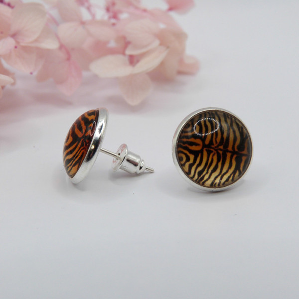 Puces d'oreilles motif tigre
