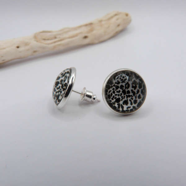 Puces d'oreilles motif léopard